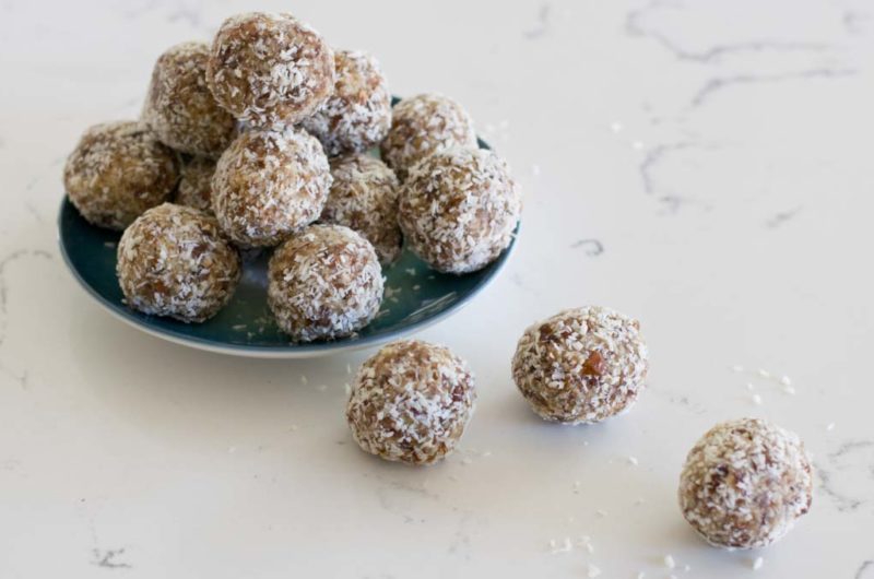 Coconut Date Bites